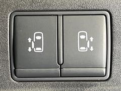 �ڥϥ󥺥ե꡼��ǽ�դ�ξ¦�ѥ���饤�ɥɥ��ۥ��饤�ɥɥ��β���­�������Ƥ��������ȡ���ưŪ�˥��饤�ɥɥ������Ĥ��ޤ�����ʪ��ξ�꤬�դ����ä����֤Ǥ⡢�ɥ��γ��Ĥ��Ǥ��ƤȤäƤ������� 7