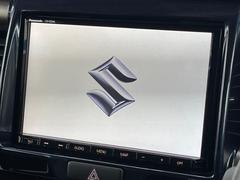 �ڽ�����������ʥӡۿ͵��ν����ʥӤ������������ǥ�����ǽ�⽼�¤��Ƥ��ꡢ�£�������������³����Ф������Υ��ޥۤ�ͣУ��ץ쥤�䡼�β��ڤ������ǽ�������α�ž������˳ڤ����ʤ�ޤ����� 3