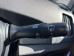 �ڥ����ȥ饤�ȡۼ�������뤵�˱����Ƽ�ư�ǥإåɥ饤�Ȥ��������������Ǥ��뵡ǽ�Ǥ����饤�Ȥ��դ�˺�졦�ä�˺��ʤɤ�̵���ʤꡢ��������ͼ�������Ԥ�¿����ȥ�ͥ��̲���������Ǥ��͢� 6