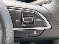 �ڥ����ץƥ��֥��롼������ȥ�����۹�®ƻϩ�Ǥ�Ĺ��Υ���Ԥ��ڤˡ�����ư��®�٤��ݤĥ��롼������ȥ����뤬�����ͷڸ������ƥ��Ϣ�Ȥ��������μ�ξ���Τ��Ƽִ֤��ݤĤ褦��®��Ĵ�ᤷ�Ƥ���ޤ����� 4