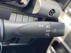 �ڥ����ȥ饤�ȡۼ�������뤵�˱����Ƽ�ư�ǥإåɥ饤�Ȥ��������������Ǥ��뵡ǽ�Ǥ����饤�Ȥ��դ�˺�졦�ä�˺��ʤɤ�̵���ʤꡢ��������ͼ�������Ԥ�¿����ȥ�ͥ��̲���������Ǥ��͢� 5