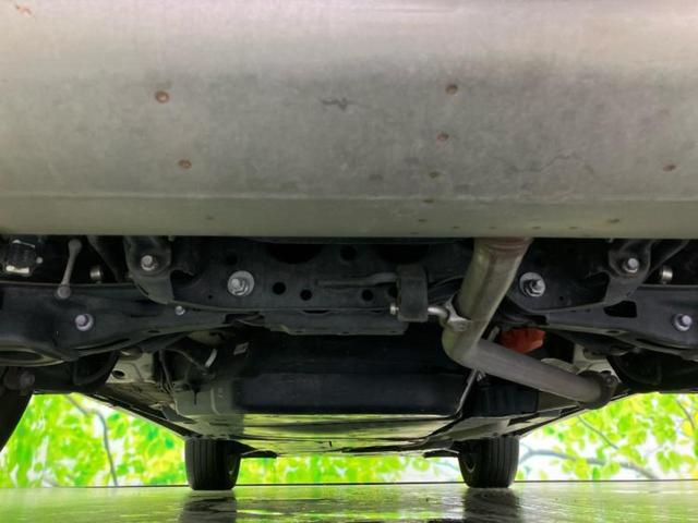 ハリアーハイブリッド Ｚレザーパッケージ　新品タイヤ／ＪＢＬ／保証書／純正　ＳＤナビ／デジタルインナーミラー／トヨタセーフティセンス／シートヒーター／パノラミックビューモニター／車線逸脱防止支援システム／電動バックドア　衝突被害軽減システム（48枚目）