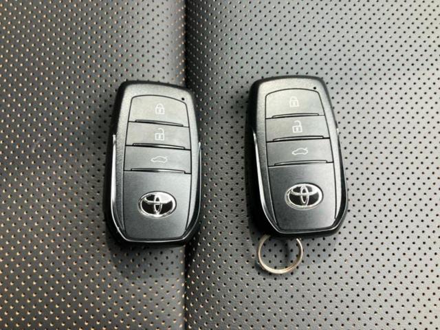 クラウンクロスオーバー ４ＷＤ　ＲＳアドバンスド　サンルーフ／純正エアロ／保証書／ディスプレイオーディオ＋ナビ１１インチ／デジタルインナーミラー／トヨタセーフティセンス／エアーシート　前席／パノラミックビューモニター／車線逸脱防止支援システム　ターボ（45枚目）