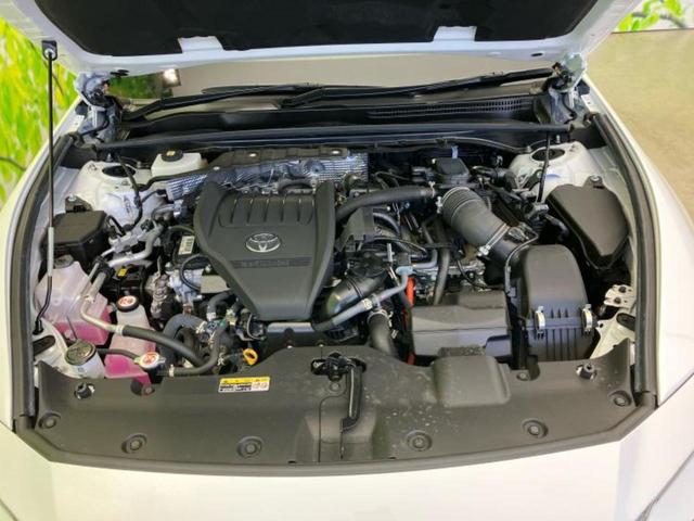クラウンクロスオーバー ４ＷＤ　ＲＳアドバンスド　サンルーフ／純正エアロ／保証書／ディスプレイオーディオ＋ナビ１１インチ／デジタルインナーミラー／トヨタセーフティセンス／エアーシート　前席／パノラミックビューモニター／車線逸脱防止支援システム　ターボ（52枚目）