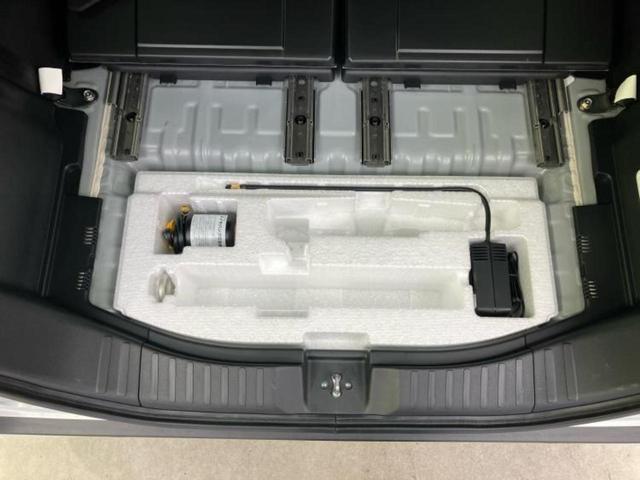 Ｎ－ＢＯＸカスタム ターボ　純正　８インチ　ナビ／ホンダセンシング／両側電動スライドドア／シートヒーター　前席／車線逸脱防止支援システム／ヘッドランプ　ＬＥＤ／Ｂｌｕｅｔｏｏｔｈ接続／ＥＴＣ／ＥＢＤ付ＡＢＳ／横滑り防止装置（25枚目）