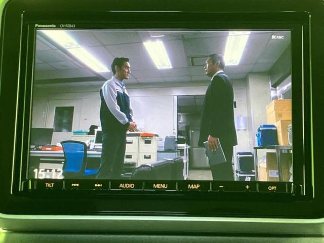 スペーシアギア ハイブリッドXZターボ 新品タイヤ/保証書/純正 8インチ SDナビ/セーフティサポート(スズキ)/両側電動スライドドア/シートヒーター 前席/全方位モニター用カメラ/車線逸脱防止支援システム/ドライブレコーダー 純正(13枚目)