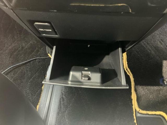 ヴェルファイア Ｚ　Ａエディションゴールデンアイズ　保証書／純正　９インチ　ＳＤナビ／フリップダウンモニター／両側電動スライドドア／シート　ハーフレザー／電動バックドア／ドライブレコーダー　前後／ヘッドランプ　ＬＥＤ／Ｂｌｕｅｔｏｏｔｈ接続　ＤＶＤ再生（47枚目）