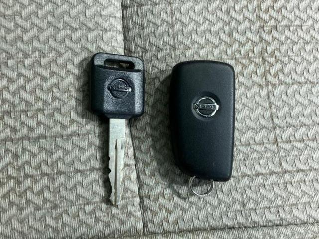 デイズ S 保証書/エマージェンシーブレーキ/EBD付ABS/禁煙車/エアバッグ サイド/パワーウインドウ/キーレスエントリー/パワーステアリング/オートライト/マニュアルエアコン/取扱説明書/パワードアロック(31枚目)