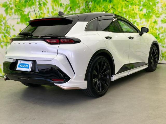 クラウンスポーツ ４ＷＤ　Ｚ　ガラスルーフ／純正エアロ／保証書／ディスプレイオーディオ＋ナビ１２．３インチ／デジタルインナーミラー／トヨタセーフティセンス／エアーシート　前席／パノラミックビューモニター　革シート　全周囲カメラ（3枚目）