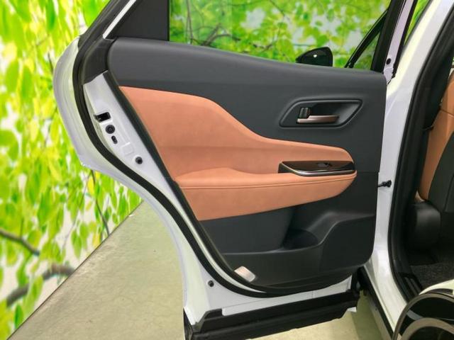 クラウンスポーツ ４ＷＤ　Ｚ　ガラスルーフ／純正エアロ／保証書／ディスプレイオーディオ＋ナビ１２．３インチ／デジタルインナーミラー／トヨタセーフティセンス／エアーシート　前席／パノラミックビューモニター　革シート　全周囲カメラ（24枚目）