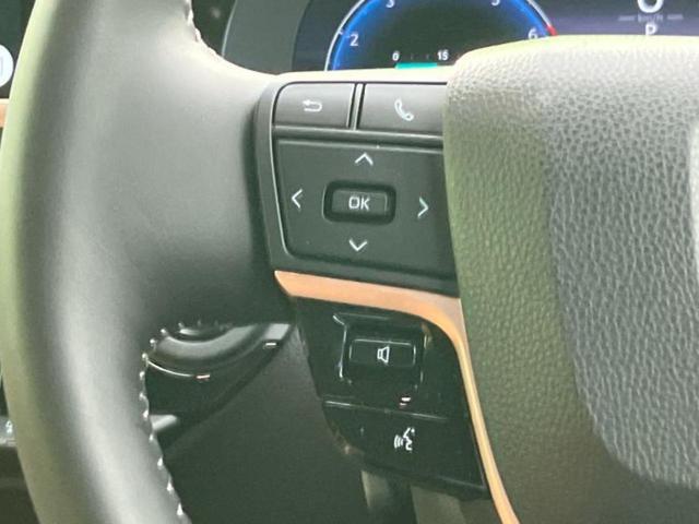 クラウンスポーツ ４ＷＤ　Ｚ　ガラスルーフ／純正エアロ／保証書／ディスプレイオーディオ＋ナビ１２．３インチ／デジタルインナーミラー／トヨタセーフティセンス／エアーシート　前席／パノラミックビューモニター　革シート　全周囲カメラ（29枚目）