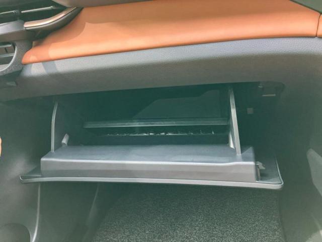 クラウンスポーツ ４ＷＤ　Ｚ　ガラスルーフ／純正エアロ／保証書／ディスプレイオーディオ＋ナビ１２．３インチ／デジタルインナーミラー／トヨタセーフティセンス／エアーシート　前席／パノラミックビューモニター　革シート　全周囲カメラ（46枚目）