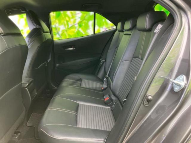 カローラスポーツ ハイブリッドＧスタイルパッケージ　新品タイヤ／保証書／ディスプレイオーディオ＋ナビ８インチ／衝突安全装置／車線逸脱防止支援システム／シート　ハーフレザー／パーキングアシスト　自動操舵／ヘッドランプ　ＬＥＤ　衝突被害軽減システム　ＥＴＣ（8枚目）