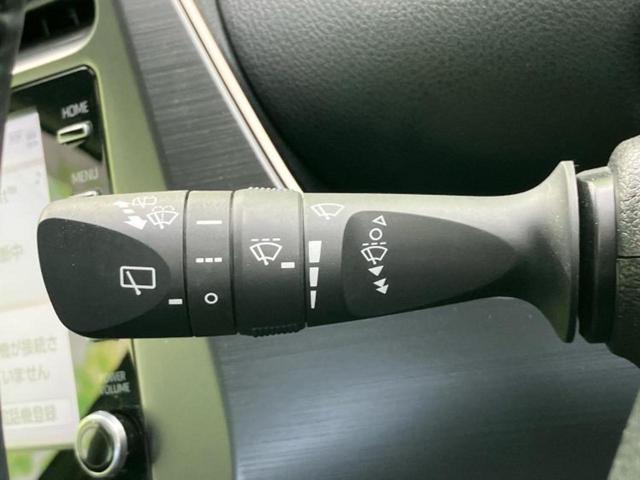 プリウス Sツーリングセレクションブラックエディション 保証書/ディスプレイオーディオ/衝突安全装置/シートヒーター 前席/全方位モニター/車線逸脱防止支援システム/シート 合皮/ヘッドランプ LED/Bluetooth接続/ETC/EBD付ABS 記録簿(16枚目)