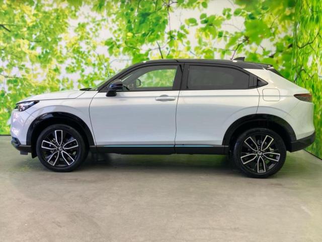 ヴェゼル 4WD eHEV Zプレイパッケージ パノラマルーフ/保証書/ディスプレイオーディオ+ナビ9インチ/ホンダセンシング/シートヒーター/マルチビューカメラシステム/車線逸脱防止支援システム/シート ハーフレザー/電動バックドア サンルーフ(2枚目)