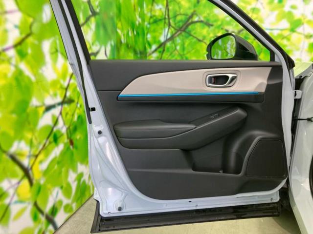 ヴェゼル 4WD eHEV Zプレイパッケージ パノラマルーフ/保証書/ディスプレイオーディオ+ナビ9インチ/ホンダセンシング/シートヒーター/マルチビューカメラシステム/車線逸脱防止支援システム/シート ハーフレザー/電動バックドア サンルーフ(22枚目)