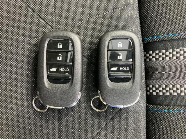 ヴェゼル 4WD eHEV Zプレイパッケージ パノラマルーフ/保証書/ディスプレイオーディオ+ナビ9インチ/ホンダセンシング/シートヒーター/マルチビューカメラシステム/車線逸脱防止支援システム/シート ハーフレザー/電動バックドア サンルーフ(45枚目)