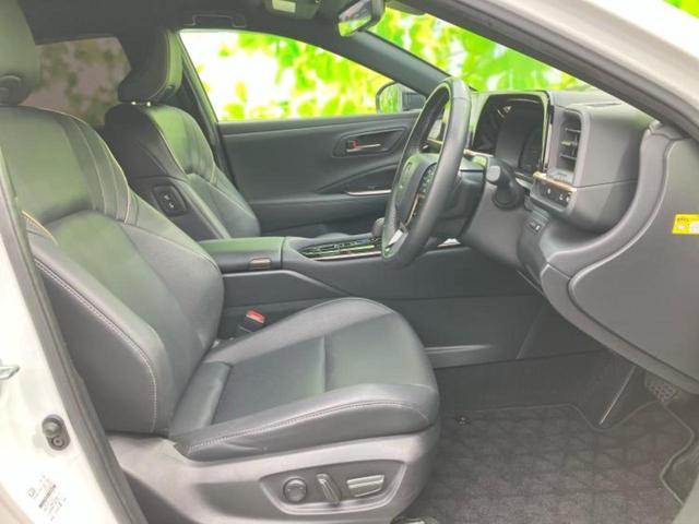 クラウンスポーツ ４ＷＤ　Ｚ　新品タイヤ／保証書／純正　１１．６インチ　ＳＤナビ／デジタルインナーミラー／シートヒーター／全方位モニター／車線逸脱防止支援システム／シート　フルレザー／プロパイロット　革シート　衝突被害軽減システム（5枚目）
