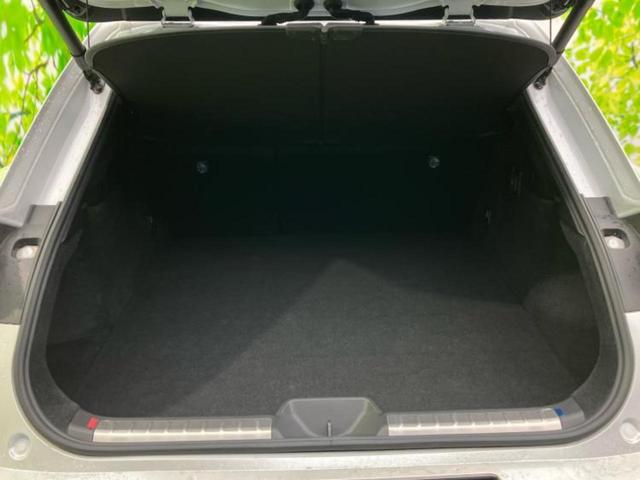 クラウンスポーツ ４ＷＤ　Ｚ　新品タイヤ／保証書／純正　１１．６インチ　ＳＤナビ／デジタルインナーミラー／シートヒーター／全方位モニター／車線逸脱防止支援システム／シート　フルレザー／プロパイロット　革シート　衝突被害軽減システム（19枚目）