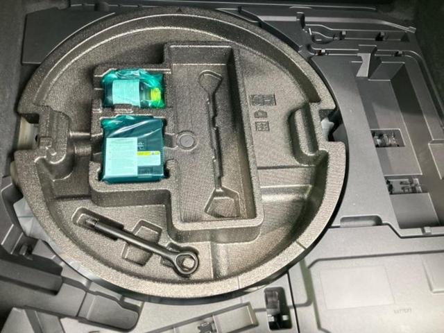 クラウンスポーツ ４ＷＤ　Ｚ　新品タイヤ／保証書／純正　１１．６インチ　ＳＤナビ／デジタルインナーミラー／シートヒーター／全方位モニター／車線逸脱防止支援システム／シート　フルレザー／プロパイロット　革シート　衝突被害軽減システム（25枚目）