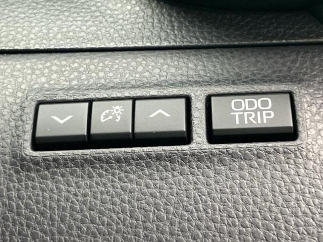 クラウンスポーツ ４ＷＤ　Ｚ　新品タイヤ／保証書／純正　１１．６インチ　ＳＤナビ／デジタルインナーミラー／シートヒーター／全方位モニター／車線逸脱防止支援システム／シート　フルレザー／プロパイロット　革シート　衝突被害軽減システム（30枚目）