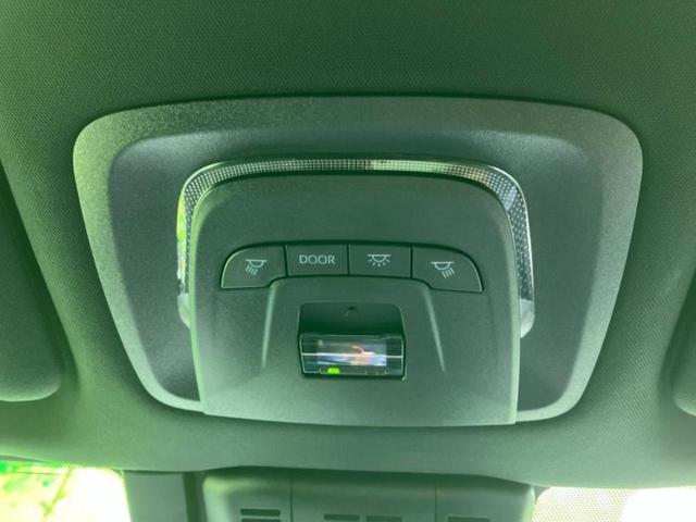 クラウンスポーツ ４ＷＤ　Ｚ　新品タイヤ／保証書／純正　１１．６インチ　ＳＤナビ／デジタルインナーミラー／シートヒーター／全方位モニター／車線逸脱防止支援システム／シート　フルレザー／プロパイロット　革シート　衝突被害軽減システム（40枚目）