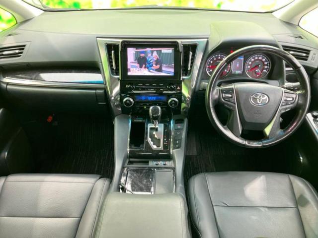 アルファード Ｓ　Ｃパッケージ　新品タイヤ／サンルーフ／保証書／ディスプレイオーディオ＋ナビ９インチ／フリップダウンモニター　純正　１２．１インチ／デジタルインナーミラー／トヨタセーフティセンス／両側電動スライドドア　バックカメラ（4枚目）