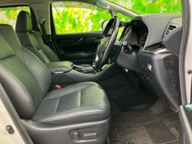 アルファード Ｓ　Ｃパッケージ　新品タイヤ／サンルーフ／保証書／ディスプレイオーディオ＋ナビ９インチ／フリップダウンモニター　純正　１２．１インチ／デジタルインナーミラー／トヨタセーフティセンス／両側電動スライドドア　バックカメラ（5枚目）