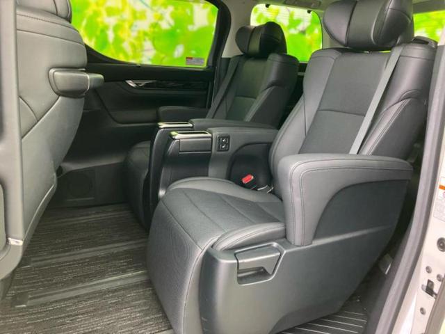 アルファード Ｓ　Ｃパッケージ　新品タイヤ／サンルーフ／保証書／ディスプレイオーディオ＋ナビ９インチ／フリップダウンモニター　純正　１２．１インチ／デジタルインナーミラー／トヨタセーフティセンス／両側電動スライドドア　バックカメラ（8枚目）