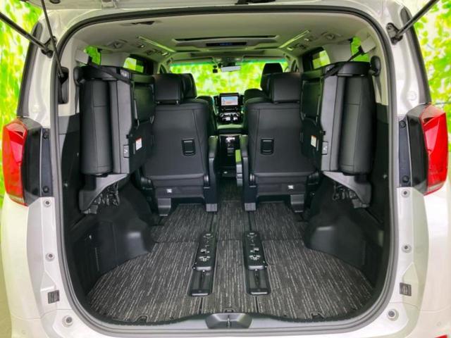 アルファード Ｓ　Ｃパッケージ　新品タイヤ／サンルーフ／保証書／ディスプレイオーディオ＋ナビ９インチ／フリップダウンモニター　純正　１２．１インチ／デジタルインナーミラー／トヨタセーフティセンス／両側電動スライドドア　バックカメラ（21枚目）