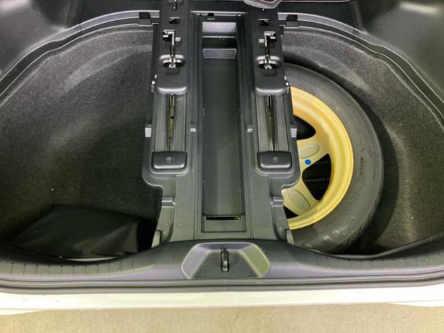 アルファード Ｓ　Ｃパッケージ　新品タイヤ／サンルーフ／保証書／ディスプレイオーディオ＋ナビ９インチ／フリップダウンモニター　純正　１２．１インチ／デジタルインナーミラー／トヨタセーフティセンス／両側電動スライドドア　バックカメラ（26枚目）