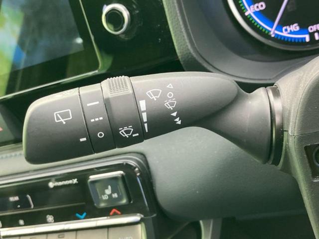 ヴォクシー ハイブリッドＳ－Ｚ　モデリスタエアロ／保証書／ディスプレイオーディオ＋ナビ１０．５インチ／フリップダウンモニター　純正　１３．２インチ／トヨタセーフティセンス／両側電動スライドドア／シートヒーター　衝突被害軽減システム（18枚目）