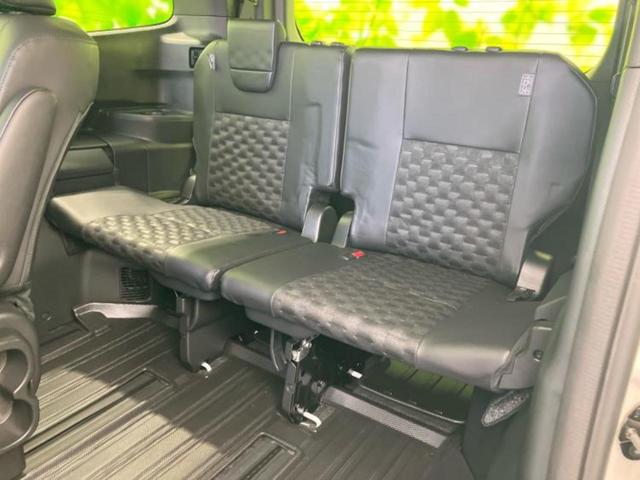 ヴォクシー ハイブリッドＳ－Ｚ　モデリスタエアロ／保証書／ディスプレイオーディオ＋ナビ１０．５インチ／フリップダウンモニター　純正　１３．２インチ／トヨタセーフティセンス／両側電動スライドドア／シートヒーター　衝突被害軽減システム（19枚目）