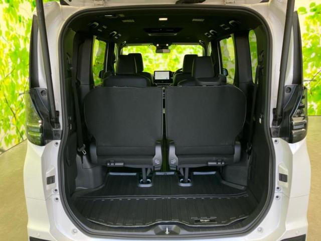 ヴォクシー ハイブリッドＳ－Ｚ　モデリスタエアロ／保証書／ディスプレイオーディオ＋ナビ１０．５インチ／フリップダウンモニター　純正　１３．２インチ／トヨタセーフティセンス／両側電動スライドドア／シートヒーター　衝突被害軽減システム（20枚目）