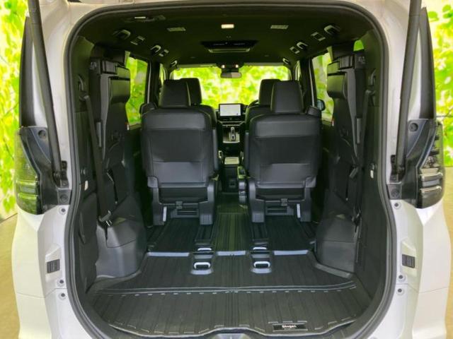 ヴォクシー ハイブリッドＳ－Ｚ　モデリスタエアロ／保証書／ディスプレイオーディオ＋ナビ１０．５インチ／フリップダウンモニター　純正　１３．２インチ／トヨタセーフティセンス／両側電動スライドドア／シートヒーター　衝突被害軽減システム（21枚目）