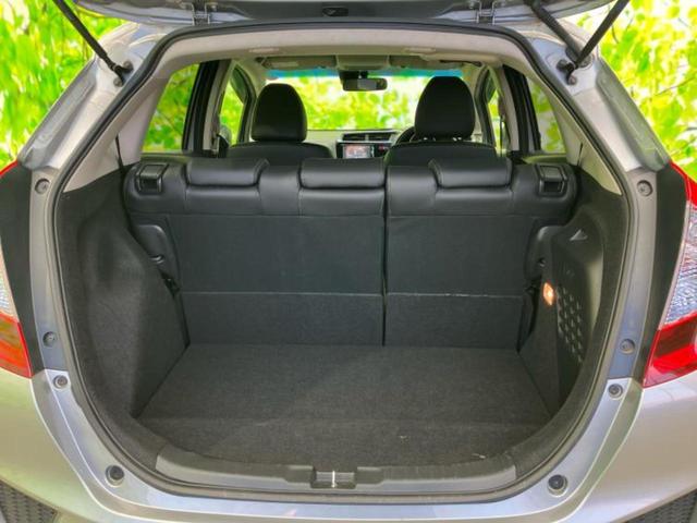フィットハイブリッド ハイブリッド・Lパッケージ 純正 SDナビ/シティーブレーキアクティブシステム(ホンダ)/シート ハーフレザー/ヘッドランプ LED/Bluetooth接続/ETC/アイドリングストップ/クルーズコントロール バックカメラ(19枚目)