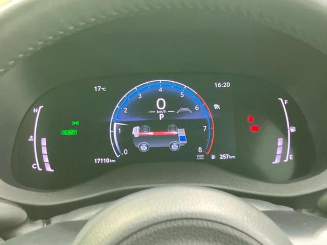 ヤリスクロス ハイブリッドZ 保証書/ディスプレイオーディオ+ナビ8インチ/トヨタセーフティセンス/シートヒーター/パノラミックビューモニター/車線逸脱防止支援システム/シート ハーフレザー/電動バックドア 衝突被害軽減システム(13枚目)