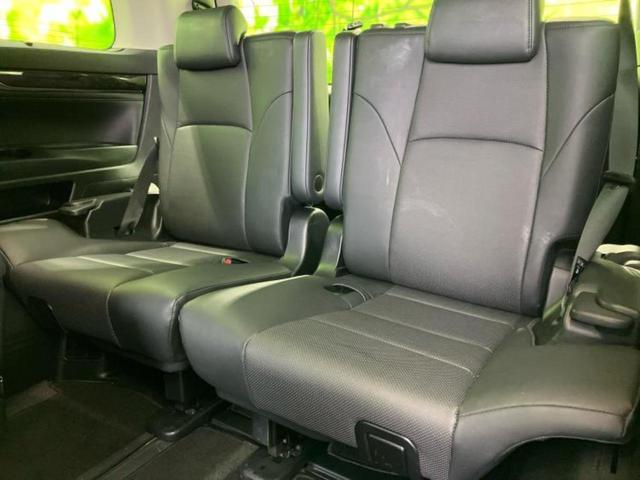 アルファード Ｓ　Ｃパッケージ　新品タイヤ／サンルーフ／社外　１１インチ　メモリーナビ／フリップダウンモニター　社外　１２．８インチ／トヨタセーフティセンス／両側電動スライドドア／エアーシート　前席／シート　合皮／電動バックドア（19枚目）