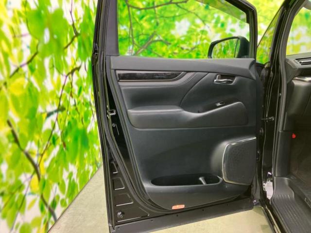 アルファード Ｓ　Ｃパッケージ　新品タイヤ／サンルーフ／社外　１１インチ　メモリーナビ／フリップダウンモニター　社外　１２．８インチ／トヨタセーフティセンス／両側電動スライドドア／エアーシート　前席／シート　合皮／電動バックドア（23枚目）