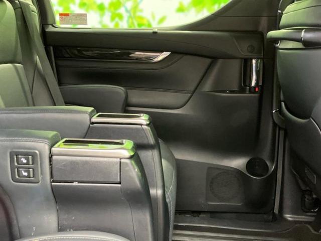 アルファード Ｓ　Ｃパッケージ　新品タイヤ／サンルーフ／社外　１１インチ　メモリーナビ／フリップダウンモニター　社外　１２．８インチ／トヨタセーフティセンス／両側電動スライドドア／エアーシート　前席／シート　合皮／電動バックドア（25枚目）