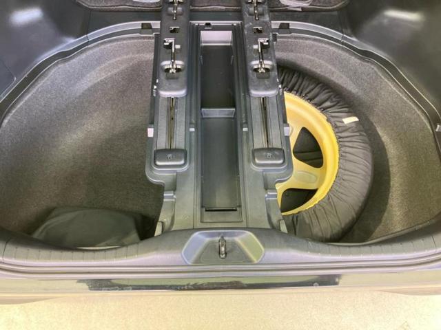 アルファード Ｓ　Ｃパッケージ　新品タイヤ／サンルーフ／社外　１１インチ　メモリーナビ／フリップダウンモニター　社外　１２．８インチ／トヨタセーフティセンス／両側電動スライドドア／エアーシート　前席／シート　合皮／電動バックドア（26枚目）