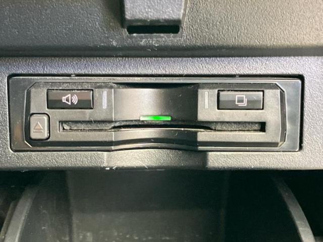 アルファード Ｓ　Ｃパッケージ　新品タイヤ／サンルーフ／社外　１１インチ　メモリーナビ／フリップダウンモニター　社外　１２．８インチ／トヨタセーフティセンス／両側電動スライドドア／エアーシート　前席／シート　合皮／電動バックドア（28枚目）