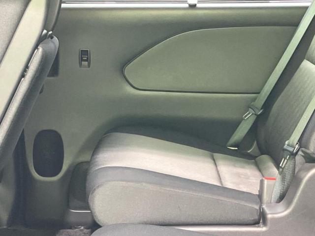 セレナ ハイウェイスターＶ　保証書／純正　１０インチ　ＳＤナビ／フリップダウンモニター　純正　１２．８インチ／インテリジェントルームミラー／衝突安全装置／両側電動スライドドア／シートヒーター　前席／アラウンドビューモニター（23枚目）