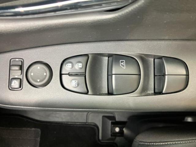 セレナ ハイウェイスターＶ　保証書／純正　１０インチ　ＳＤナビ／フリップダウンモニター　純正　１２．８インチ／インテリジェントルームミラー／衝突安全装置／両側電動スライドドア／シートヒーター　前席／アラウンドビューモニター（37枚目）