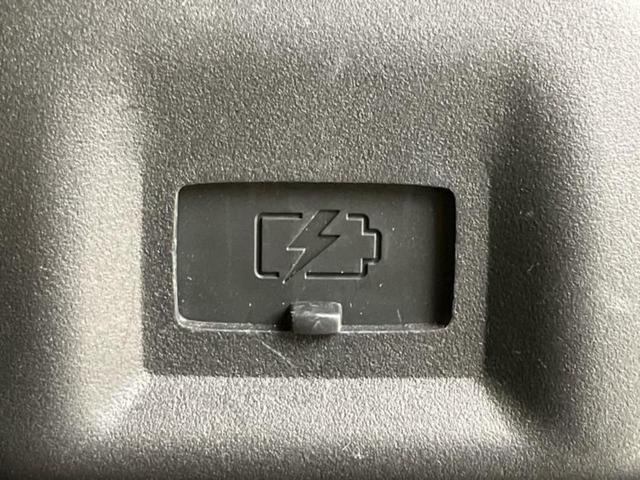 セレナ ハイウェイスターＶ　保証書／純正　１０インチ　ＳＤナビ／フリップダウンモニター　純正　１２．８インチ／インテリジェントルームミラー／衝突安全装置／両側電動スライドドア／シートヒーター　前席／アラウンドビューモニター（44枚目）