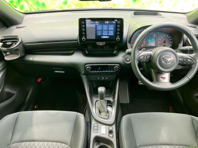 ＧＲヤリス ＲＳ　新品タイヤ／ディスプレイオーディオ＋ナビ８インチ／トヨタセーフティセンス／シートヒーター　前席／ドライブレコーダー　前後／ヘッドランプ　ＬＥＤ／Ｂｌｕｅｔｏｏｔｈ接続／ＥＴＣ　衝突被害軽減システム（4枚目）