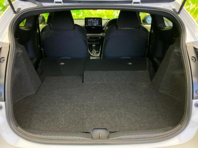 ＧＲヤリス ＲＳ　新品タイヤ／ディスプレイオーディオ＋ナビ８インチ／トヨタセーフティセンス／シートヒーター　前席／ドライブレコーダー　前後／ヘッドランプ　ＬＥＤ／Ｂｌｕｅｔｏｏｔｈ接続／ＥＴＣ　衝突被害軽減システム（20枚目）