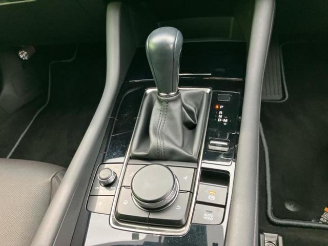 ＭＡＺＤＡ３ファストバック ２０Ｓプロアクティブツーリングセレクション　保証書／純正　ＳＤナビ／アイアクティブセンス（マツダ）／シートヒーター／３６０°ビューモニター／車線逸脱防止支援システム／シート　合皮／ドライブレコーダー　前後／ヘッドランプ　ＬＥＤ　バックカメラ（18枚目）