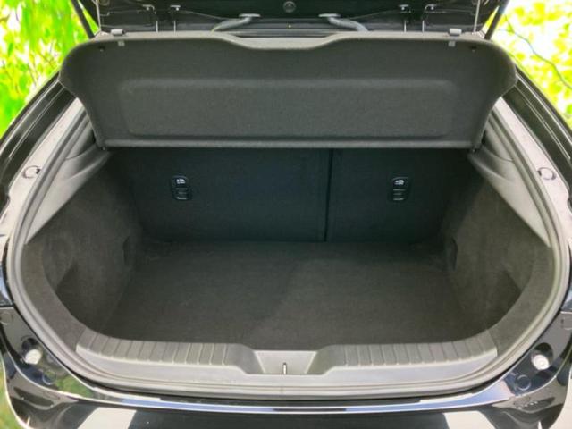 ＭＡＺＤＡ３ファストバック ２０Ｓプロアクティブツーリングセレクション　保証書／純正　ＳＤナビ／アイアクティブセンス（マツダ）／シートヒーター／３６０°ビューモニター／車線逸脱防止支援システム／シート　合皮／ドライブレコーダー　前後／ヘッドランプ　ＬＥＤ　バックカメラ（19枚目）