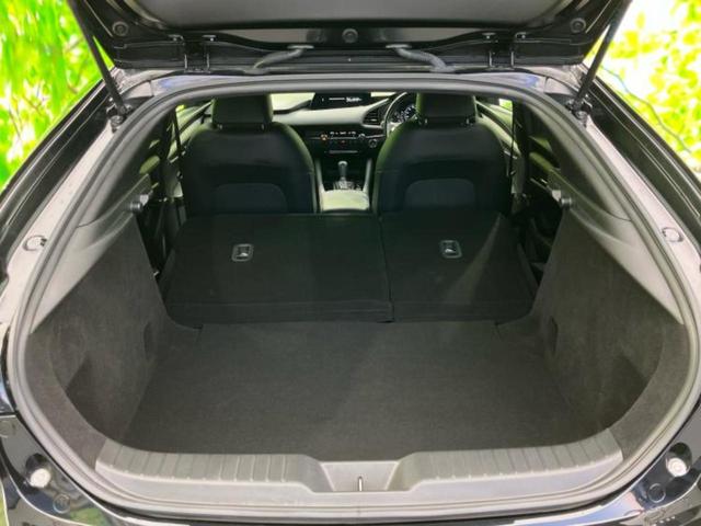 ＭＡＺＤＡ３ファストバック ２０Ｓプロアクティブツーリングセレクション　保証書／純正　ＳＤナビ／アイアクティブセンス（マツダ）／シートヒーター／３６０°ビューモニター／車線逸脱防止支援システム／シート　合皮／ドライブレコーダー　前後／ヘッドランプ　ＬＥＤ　バックカメラ（20枚目）